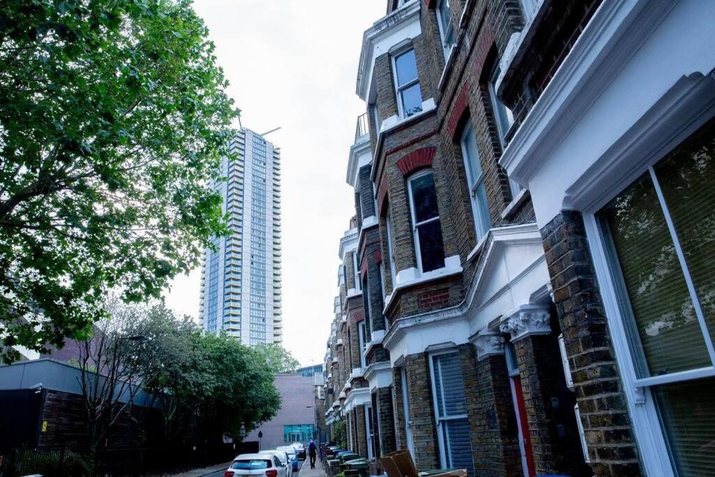 Airy, 3 Bedrooms, Ensuite , Central London Flat 외부 사진