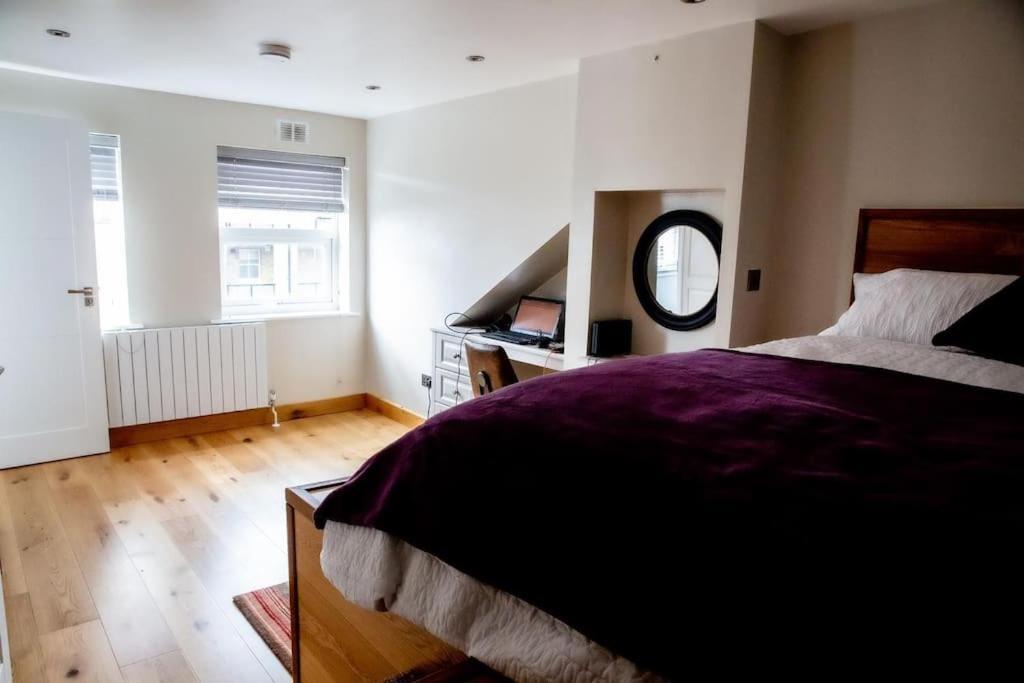 Airy, 3 Bedrooms, Ensuite , Central London Flat 외부 사진